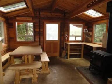 WINSTANLEY ISLAND CABIN 7