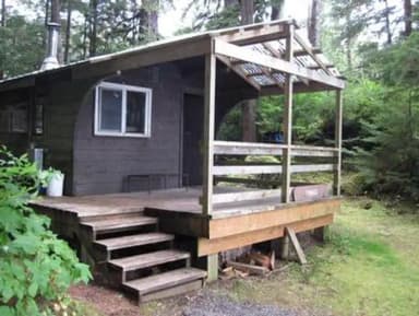 SHIPLEY BAY CABIN23