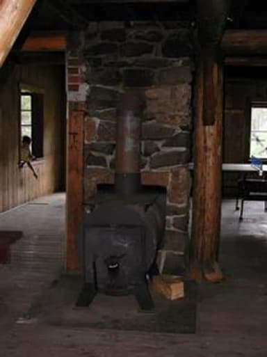AMERICAN RIDGE LODGE