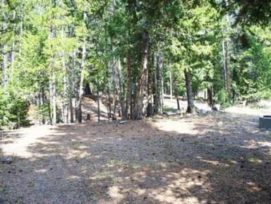 LORISTICA GROUP CAMPGROUND