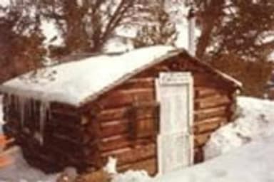 YELLOW MULE CABIN
