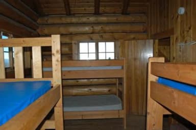 HORSE PRAIRIE CABIN