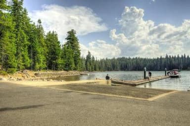 CULTUS LAKE CAMPGROUND