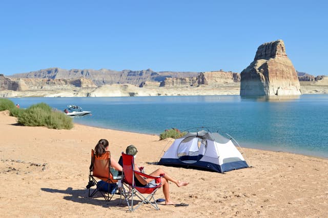 Lone Rock Beach Primitive Camping - Tent