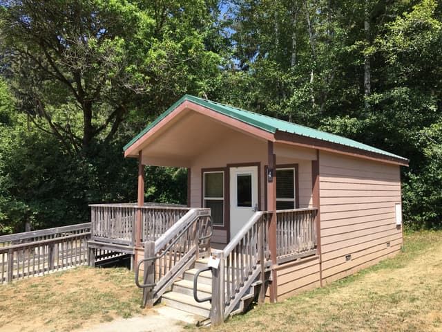 Elk Prairie Cabin