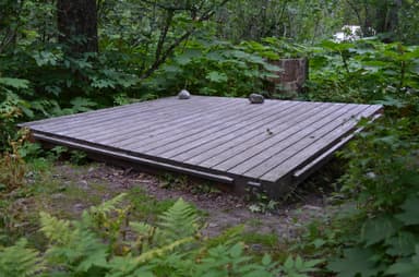 Tent platform