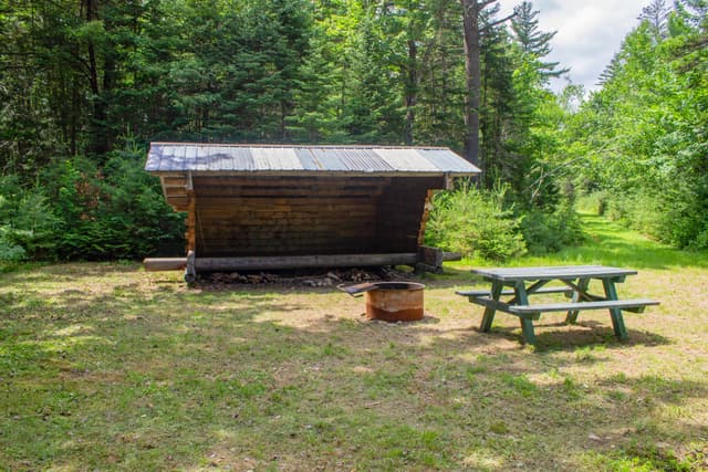 Wassataquoik Lean-to